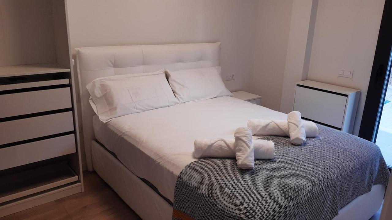New Beside Sitges With Pool Beside Beach Vilanova i la Geltrú Esterno foto